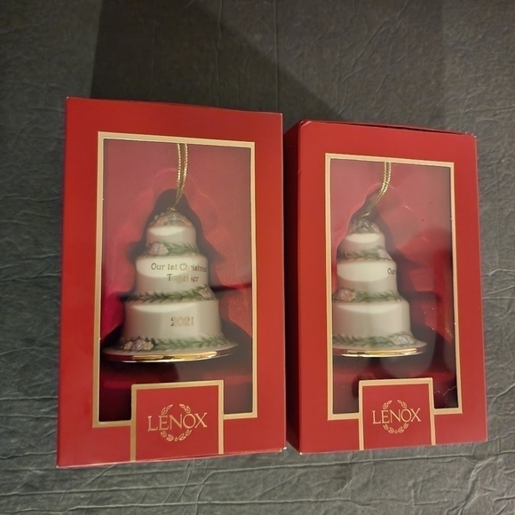 LENOX 2021 Our 1st Christmas Together Wedding Cake Porcelain Ornament (2) - Picture 1 of 7